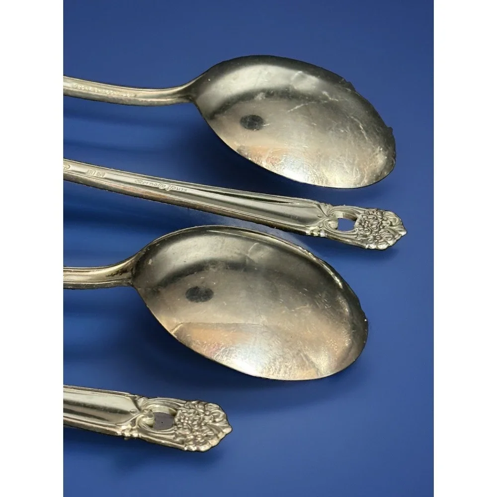 VTG 1847 Rogers Bros ETERNALLY YOURS Round Bowl Soup Gumbo Spoons Set Of 4